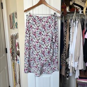 Loft Navy and Pink Floral Print Women's Skirt